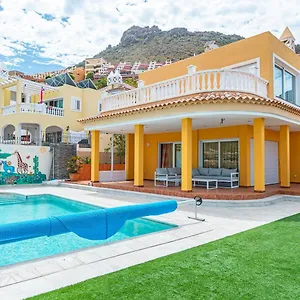 With Private Pool And Magnificent Views Costa Adeje (Tenerife)